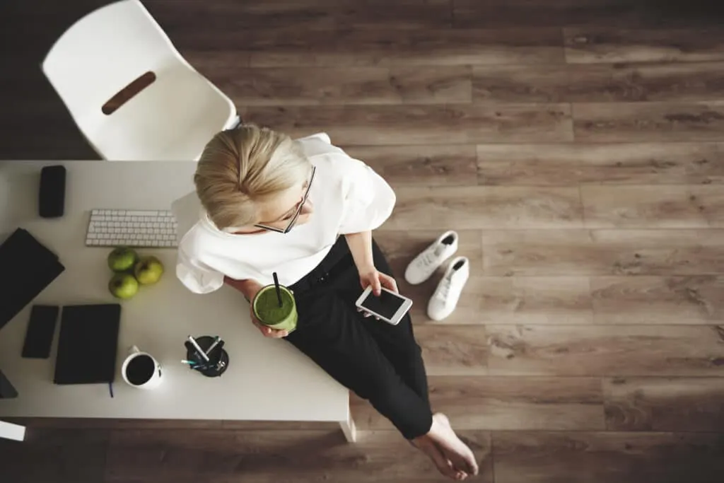 Bureaux assis-debout : avantages et choix