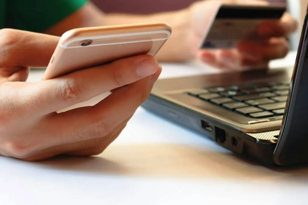 Découvrez comment la révolution du commerce en ligne simplifié peut transformer votre entreprise